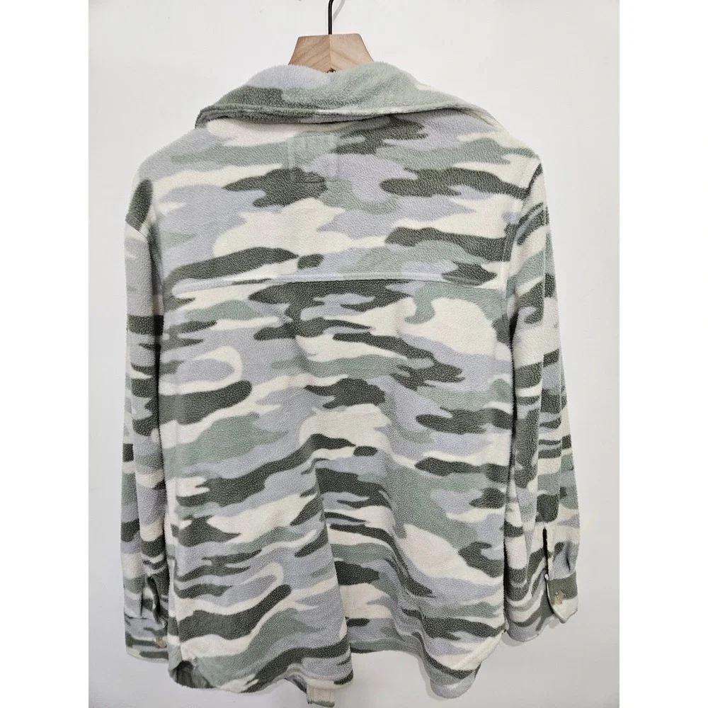 Thread & Supply Fleece‎ Camo Shacket Jacket Oatmeal Sage J7711PFKTS Womens Small